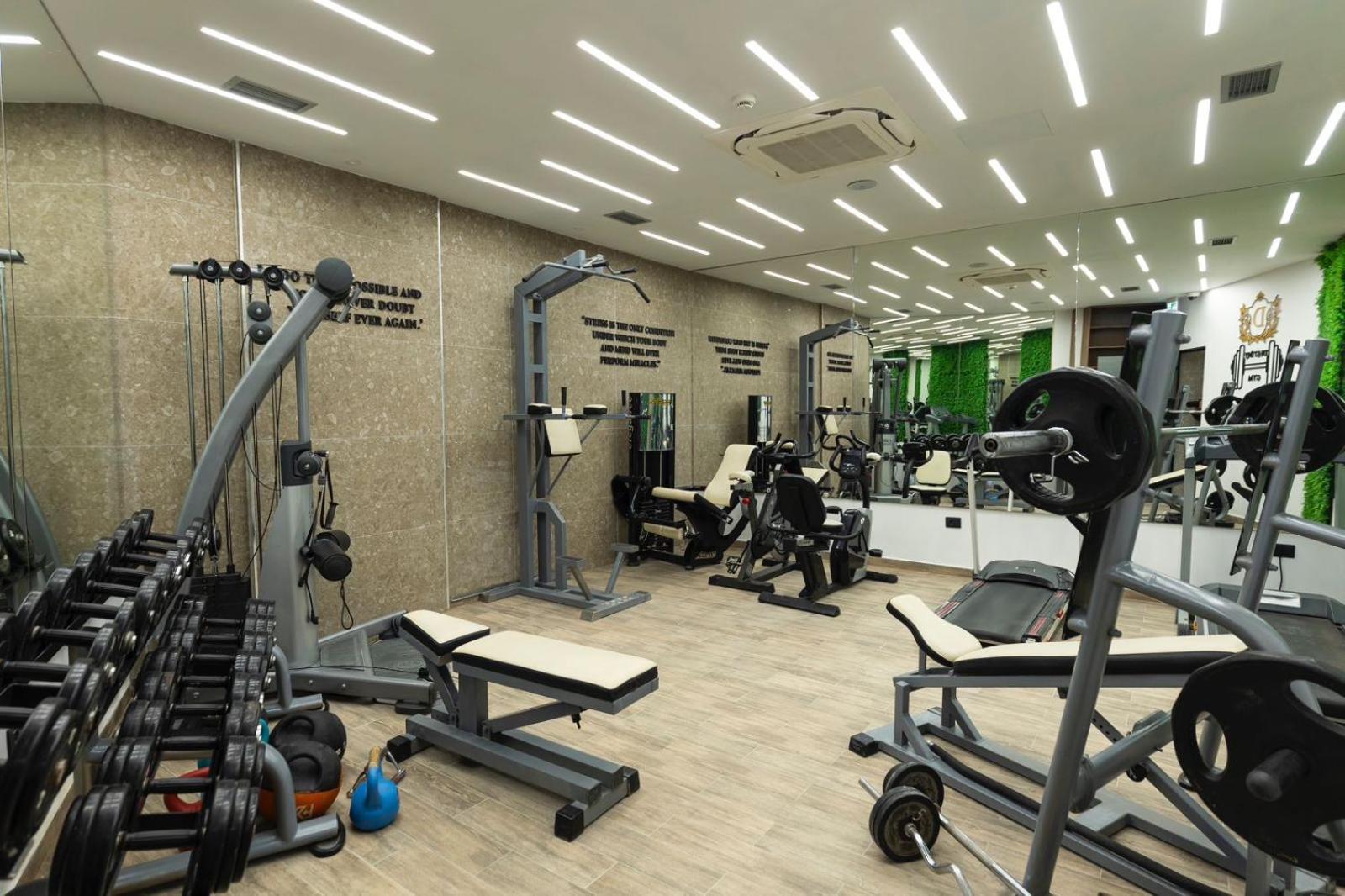 Destiny Hotel & Spa Yzberishti 外观 照片