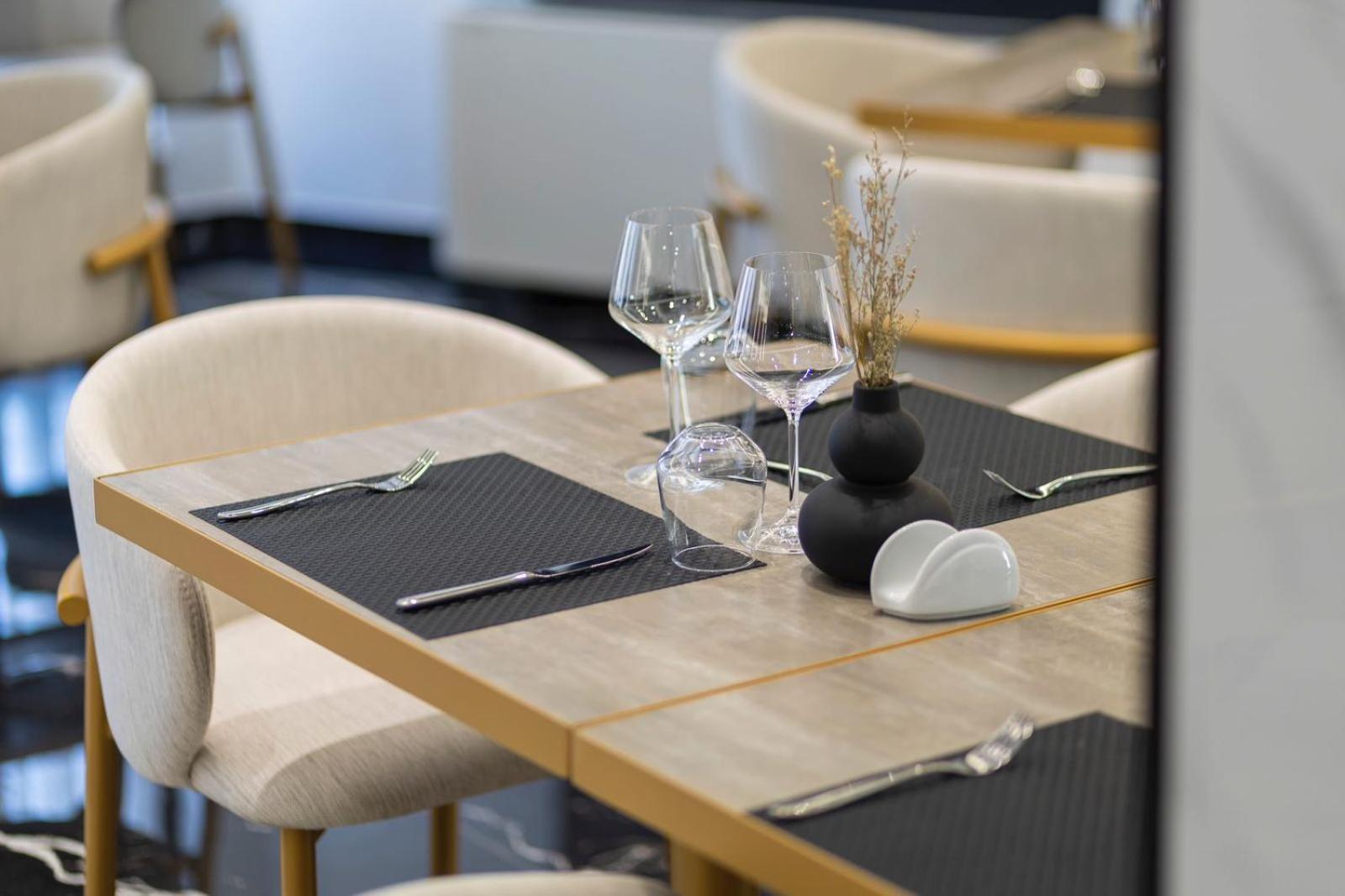 Destiny Hotel & Spa Yzberishti 外观 照片