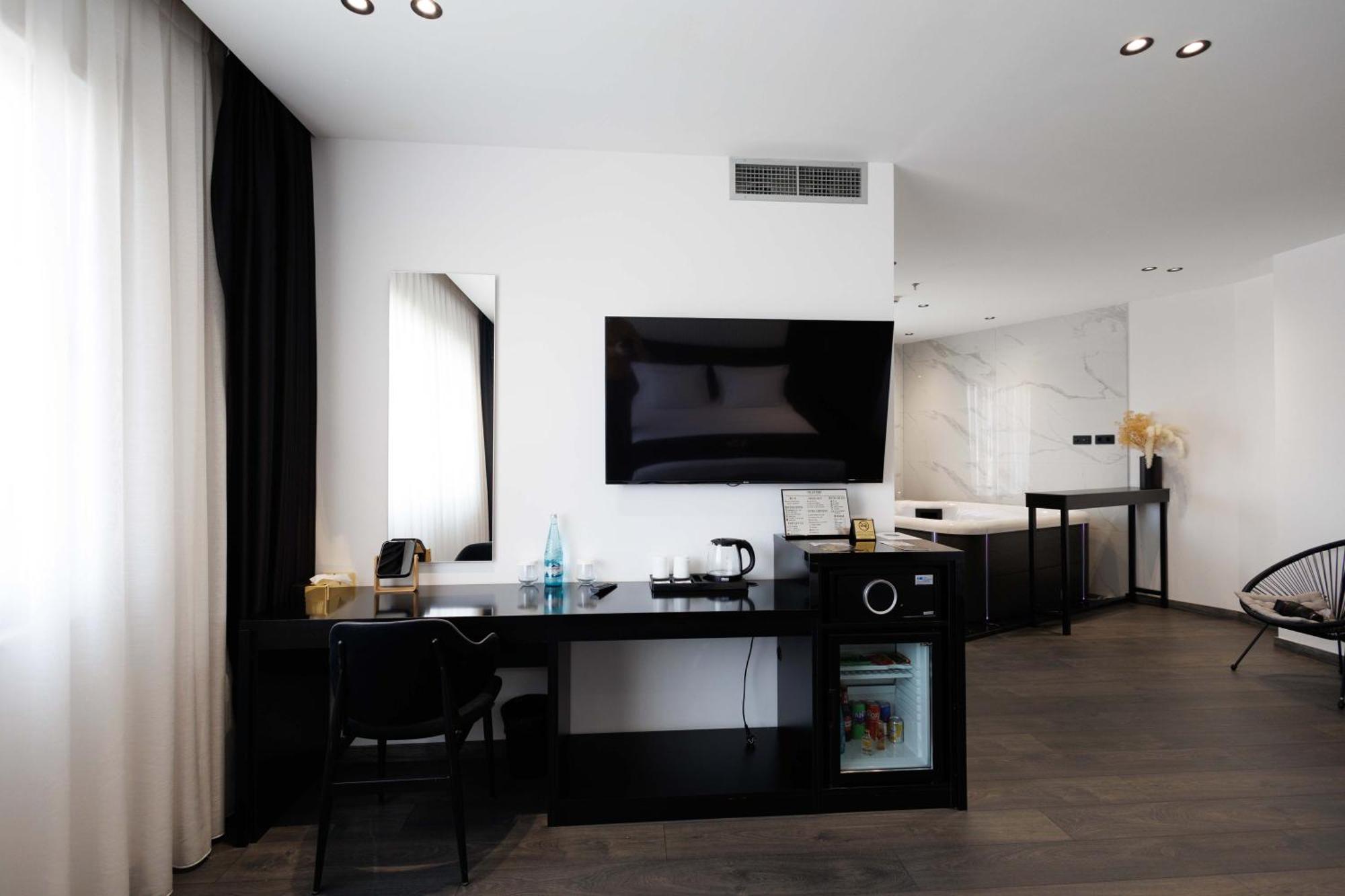 Destiny Hotel & Spa Yzberishti 外观 照片